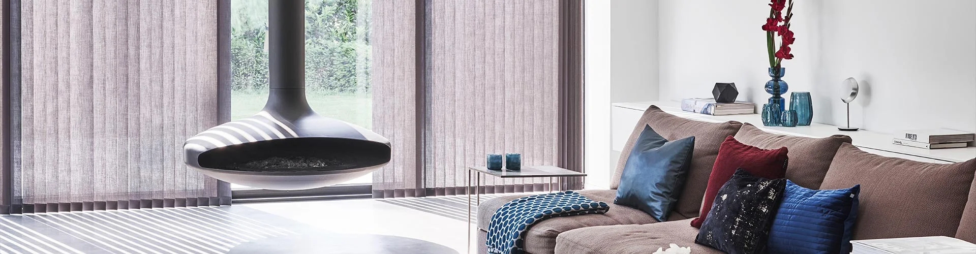 593-raamdecoratie_verticalejaloezie-header.webp 593-raamdecoratie_verticalejaloezie-header.webp